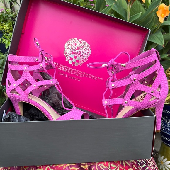 Vince Camuto Pink Orchid Strappy High Heel Summer Sandals - Picture 7 of 17